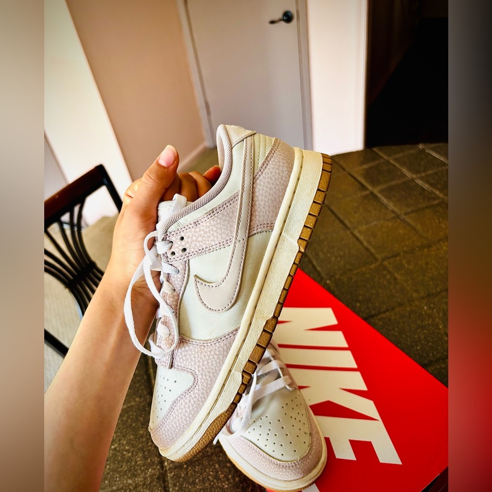 Nike Women’s Dunks in Lavender Purple and White 🤍💜
